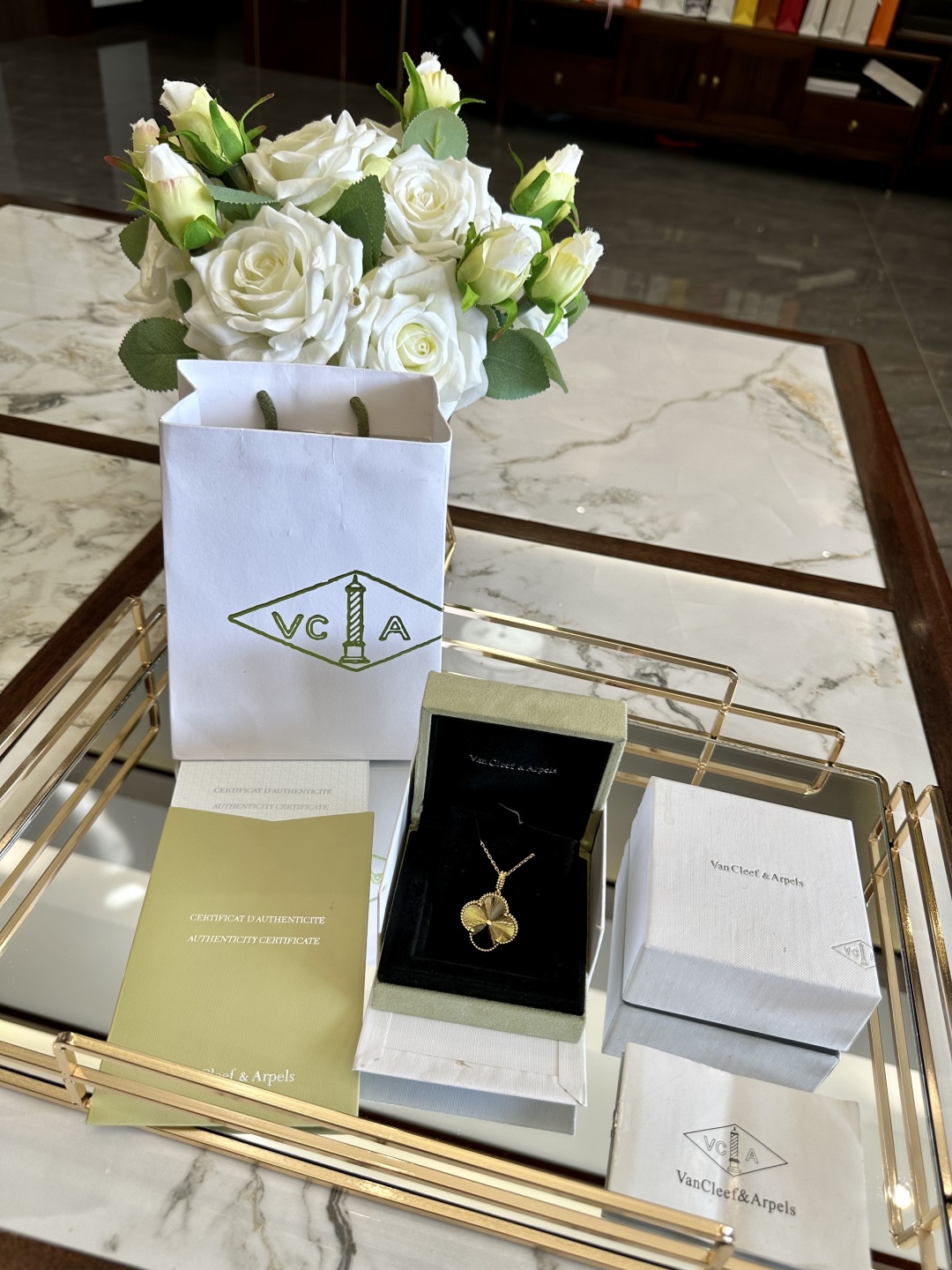 VAN CLEEF ARPELS jewelry model 38